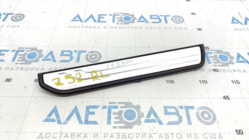 Door sill trim outer rear left Nissan Murano z52 15- chrome, type 1, crack in fastening
