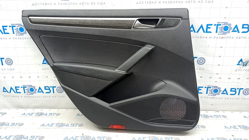 Door trim card rear left VW Passat b8 16-19 USA black leather with dark gray wood trim, scratches