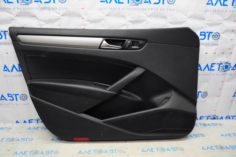 Door trim card front left VW Passat b7 12-15 USA black with black insert leather, armrest leather, molding gray gloss, tears, broken crepe, scratches
