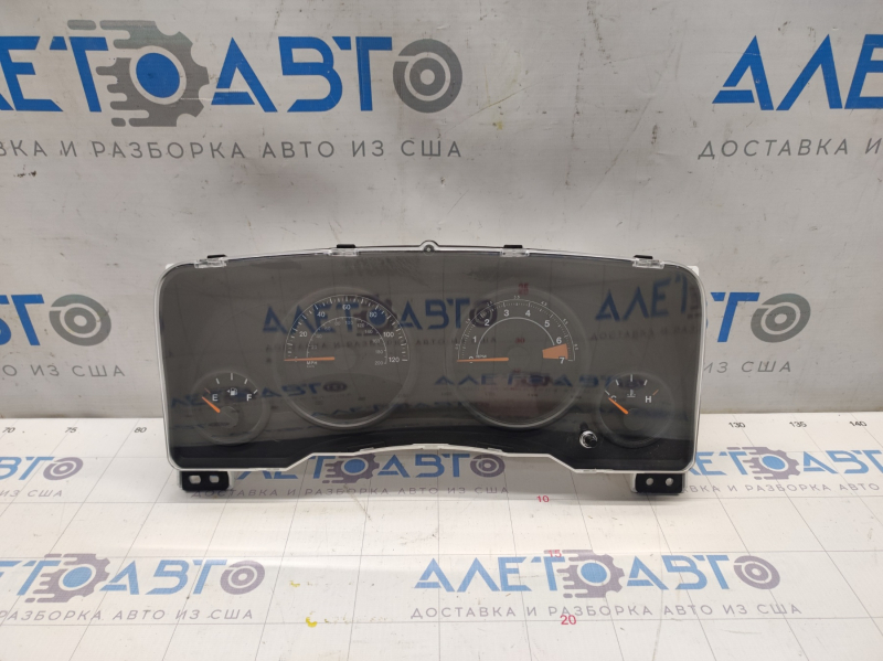 Instrument cluster Jeep Patriot 11-17 108k, broken fasteners, needs polishing