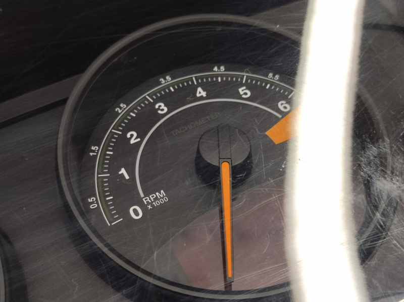 Instrument cluster Jeep Patriot 11-17 108k, broken fasteners, needs polishing