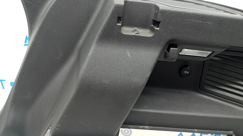 Arch trim right Ford C-max MK2 13-18 black Energi, scratches, broken fasteners