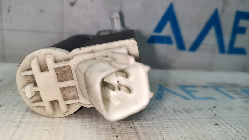 Washer Motor Hyundai Santa FE Sport 13-18 Type 2