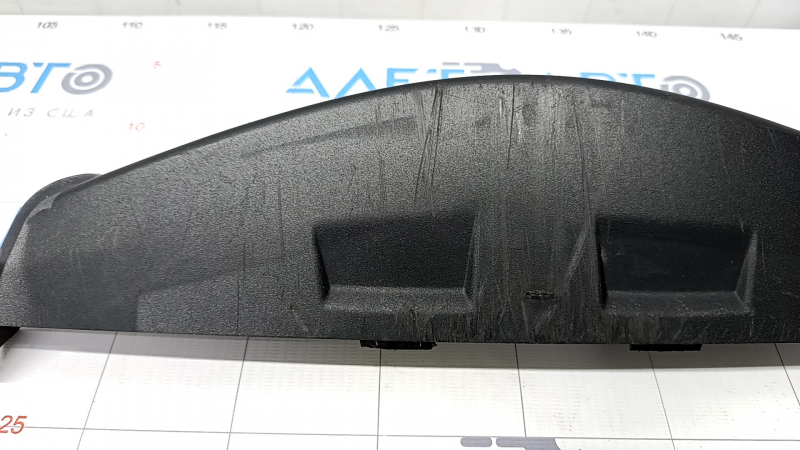 Alfa Romeo Giulia 17 front bumper lip - scratches, broken fasteners