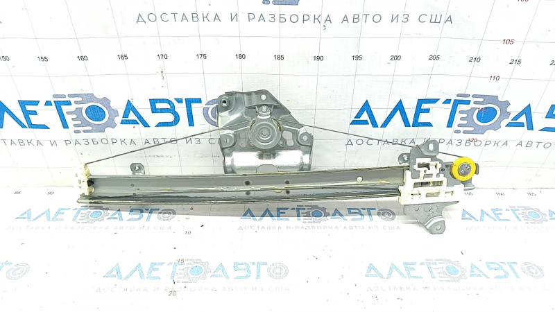 Window lift mechanism front left Nissan Rogue 21-23 JP built