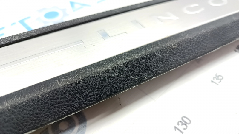 Door sill trim front left Lincoln MKC 15 - black, with chrome trim, worn