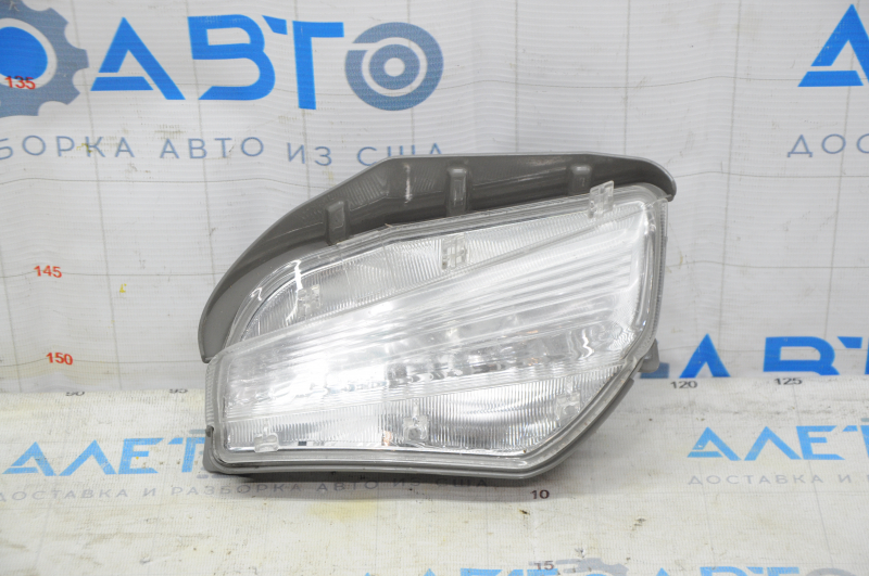 Left turn signal Toyota Prius V 12-14 pre-rest, chips