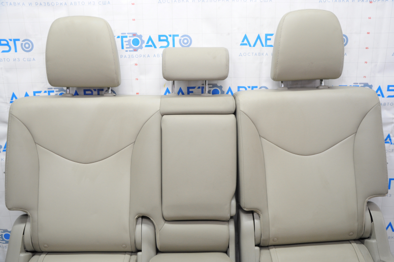 Rear row of seats 2nd row Toyota Prius V 12-17 beige leather, scratches on the back
