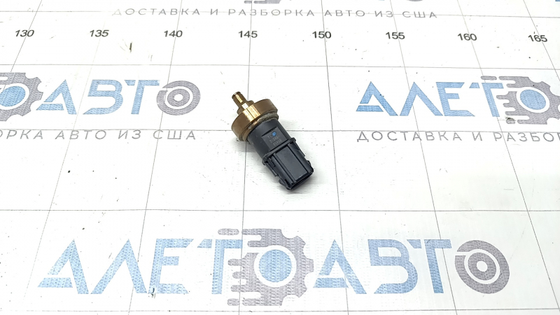 Fuel pressure sensor Toyota Rav4 19-22 on the high-pressure rail