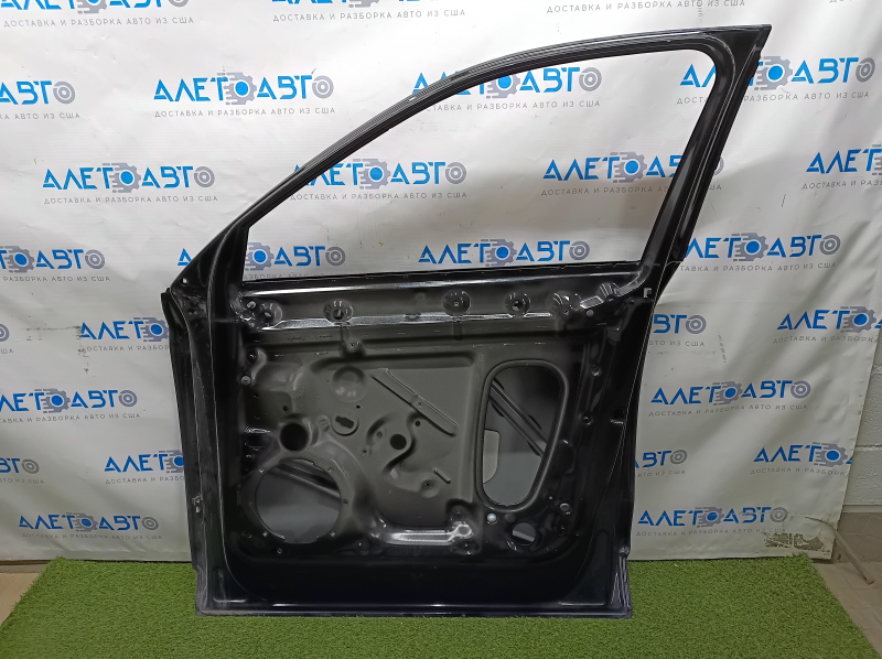 Bare front right door Audi Q5 80A 18-24 black LY9T, bumps, dented