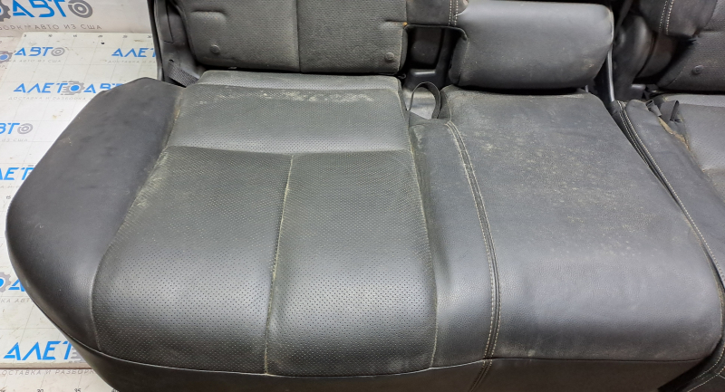 Rear row of seats 2nd row Nissan Murano z52 15-17 black leather, lining defect, dented, dry cleaning required