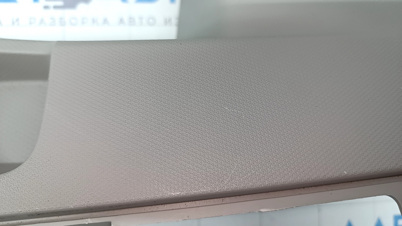Rear pillar trim left VW Tiguan 18 - gray, scratches