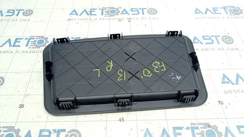 Trunk tray small BMW 3 F30 12-18 scratches
