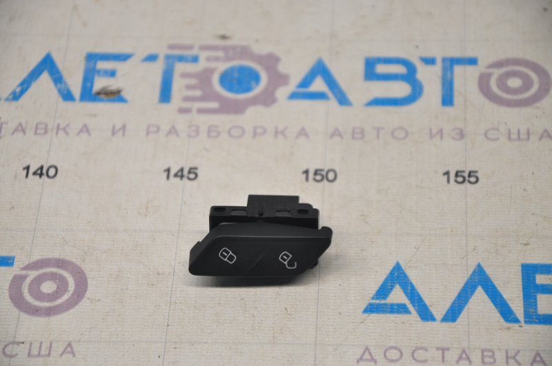 Central lock button front right VW Golf 15-