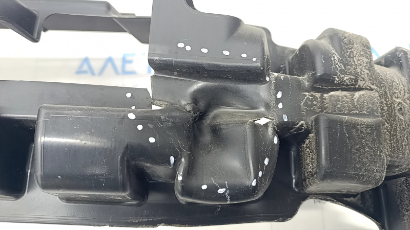 Jeep Cherokee KL 19-21 Front Bumper Absorber Without Towing Hook, Broken Fastener, Crumpled, Torn