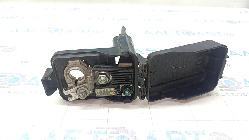 Positive terminal of battery Hyundai Santa FE Sport 13-16 without wiring