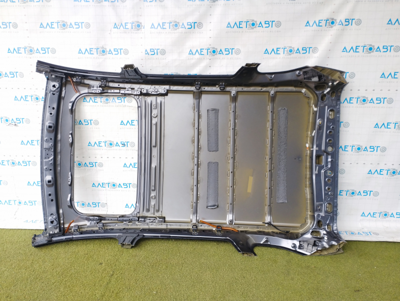 Metal roof Subaru Outback 15-19 under the hatch, sawed off, hail