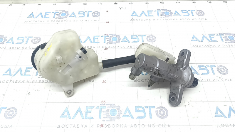 Honda CRV 12-16 AWD Brake Master Cylinder with 2 Reservoirs and Cap