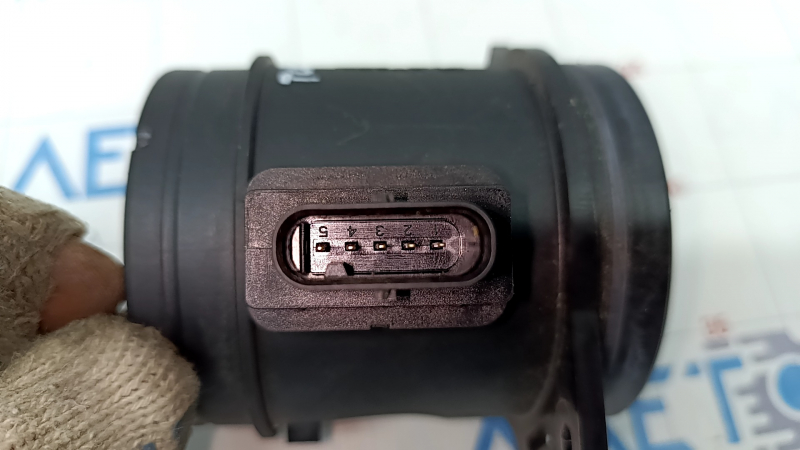 Air flow meter VW Touareg 11-17 3.6 with housing
