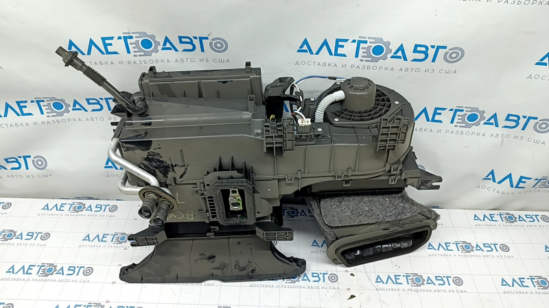 Heater assembly Mitsubishi Outlander Sport ASX 10- crack of fastener