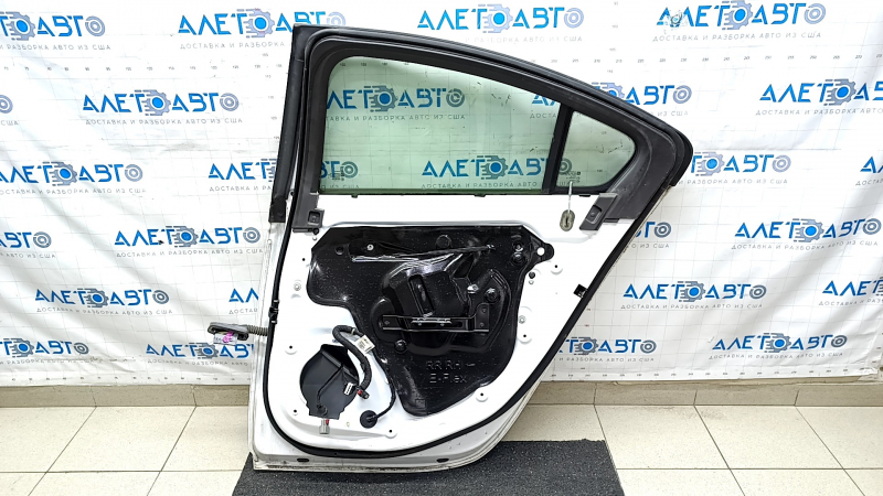 Door assembly rear right Chevrolet Volt 11-15 white GAZ, keyless, butt
