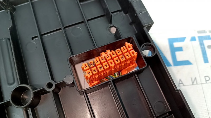 Cover of elements of the middle module of the VVB Chevrolet Volt 13-15 driftwood
