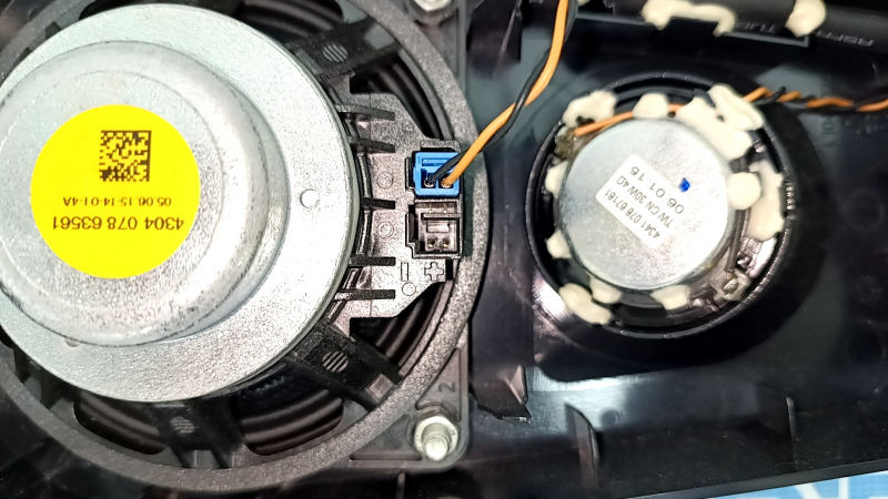 Rear pillar speaker right BMW X5 F15 14-18 with tweeter Harman Kardon