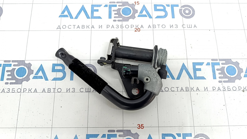 Belt tensioner front left BMW X5 F15 14-18