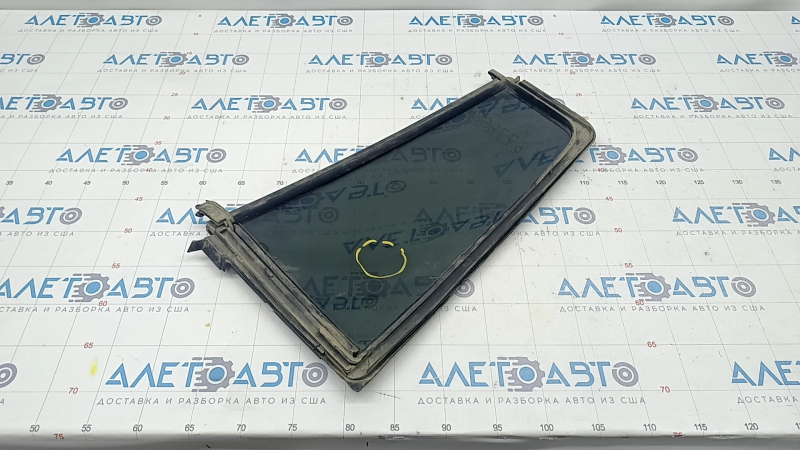 Door glass triangle rear right Mercedes X164 GL factory tinted, scratches