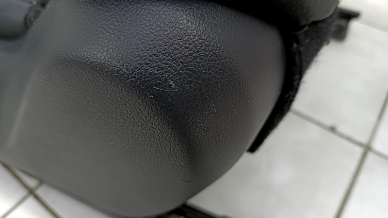 Driver's seat Toyota Prius 50 Prime 17-19 with airbag, electric, heated, black leather, scratches on the lining, whitened plastic, needs cleaning