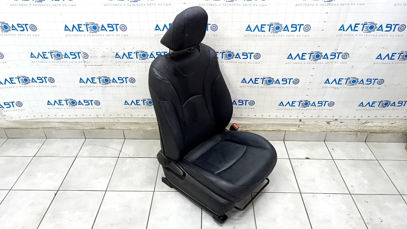 Passenger seat Toyota Prius 50 Prime 17-19 with airbag, mechanical, heated, black leather, for cleaning