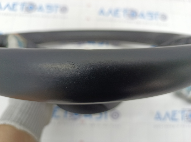 Naked steering wheel Mercedes W213 E 300/400/43/63 17-18 with heated petals, black leather, scratches
