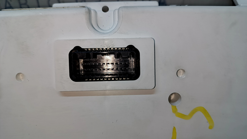 Instrument cluster Toyota Camry v55 15-17 usa SE 131k scratches