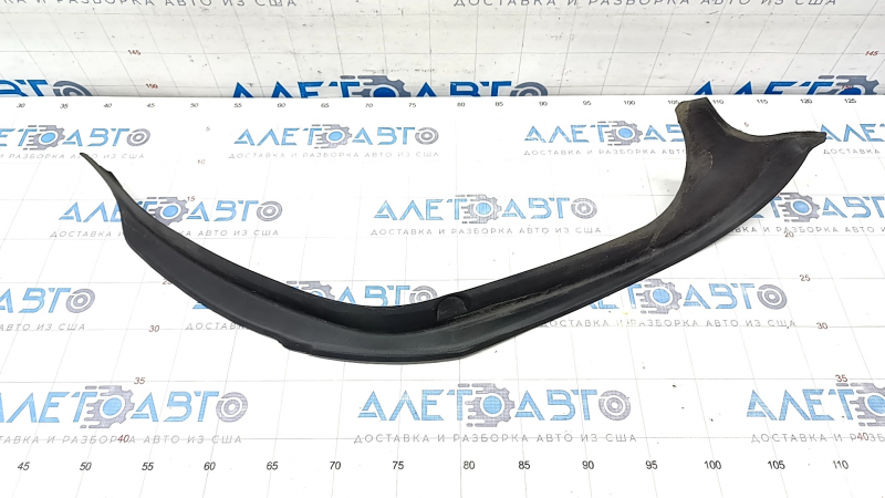 Trunk lid trim right Mercedes C-class W205 15-21 on the body