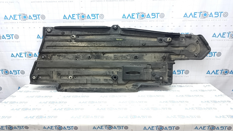 Right underbody protection Toyota Camry v70 18-24 FWD is crushed, torn