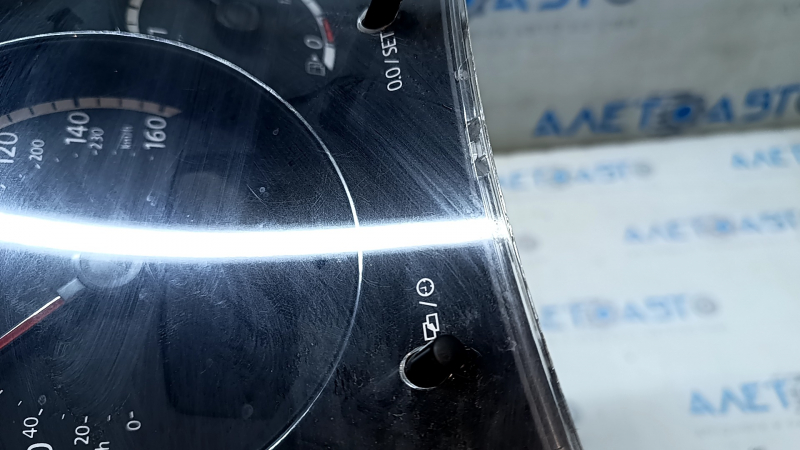 Instrument cluster Turbo Boost VW Beetle 12-15 2.0T broken latch, broken mount, scratches