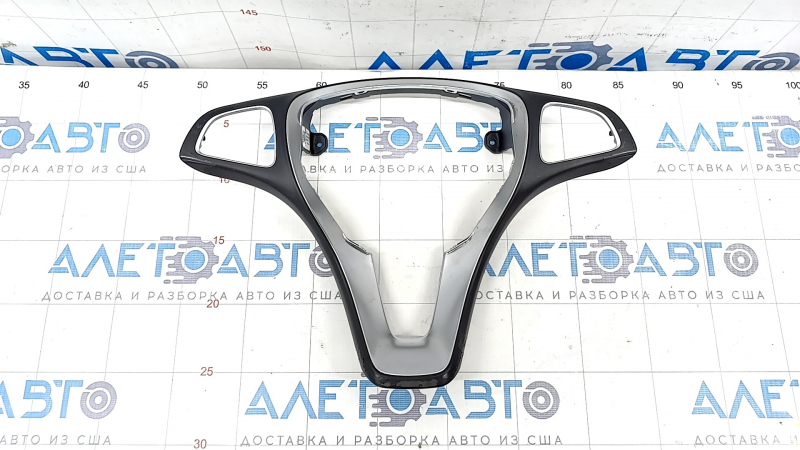 Mercedes C-class W205 15-18 steering wheel cover peeled off