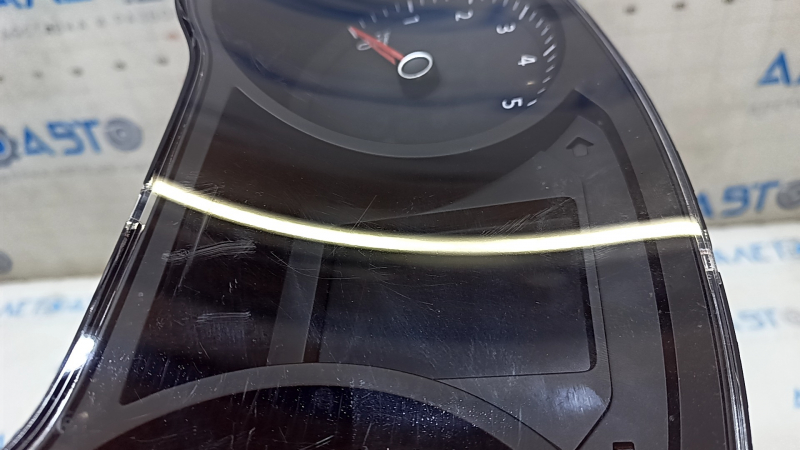 Instrument cluster VW Jetta 11-16 USA 1.4T 1.8T 2.0 scratches