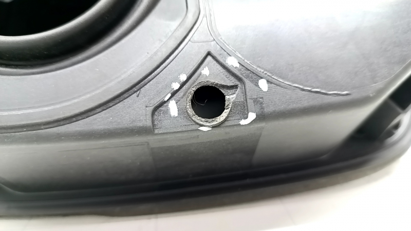 Mercedes C-class W205 15-21 fuel filler flap housing broken spout