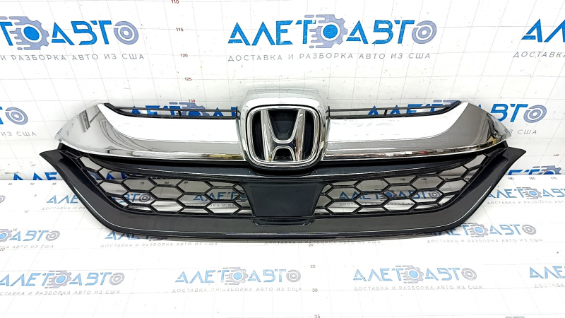 Radiator grill assembly Honda CRV 17-19 with badge, under radar cruise