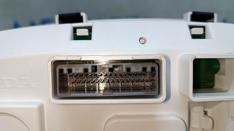 Instrument cluster Honda Accord 13-14 Sport manual transmission scratches