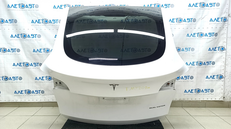 Trunk door bare with glass Tesla Model Y 20- white PPSW, with brake light, painted 0.3, scratches on glass
