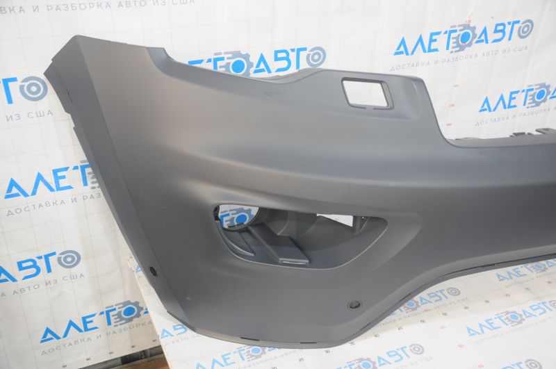 Front bumper bare top part under the trim Jeep Grand Cherokee WK2 17 - under the washer and parking sensors