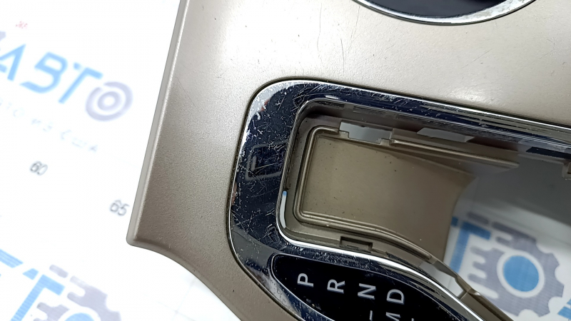 Center console trim with cup holders Jeep Grand Cherokee WK2 17- beige, scratches