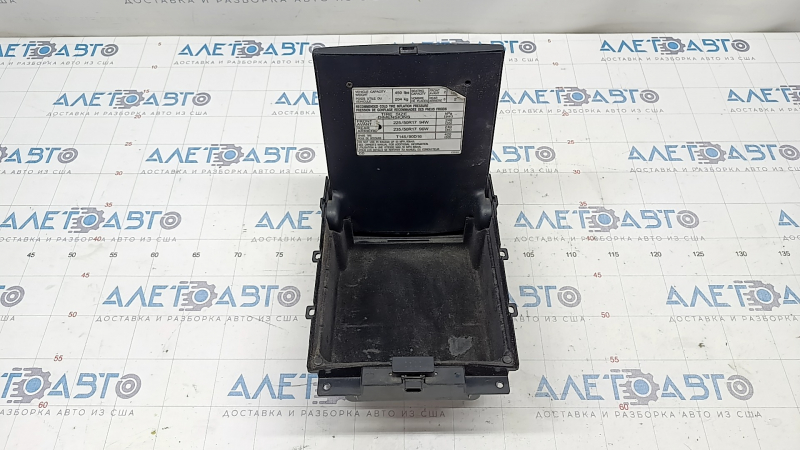 Nissan 350z center console pocket box black scratches
