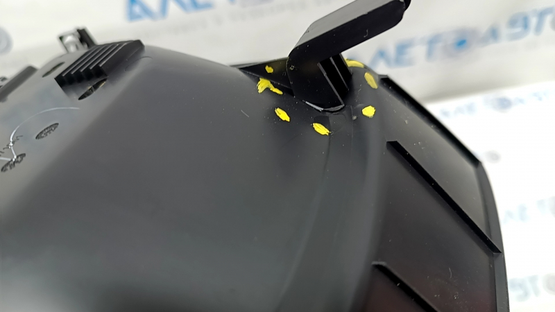 Overlay on the center console cup holder Chevrolet Malibu 16 - graphite, scratches, breakage of the fastener
