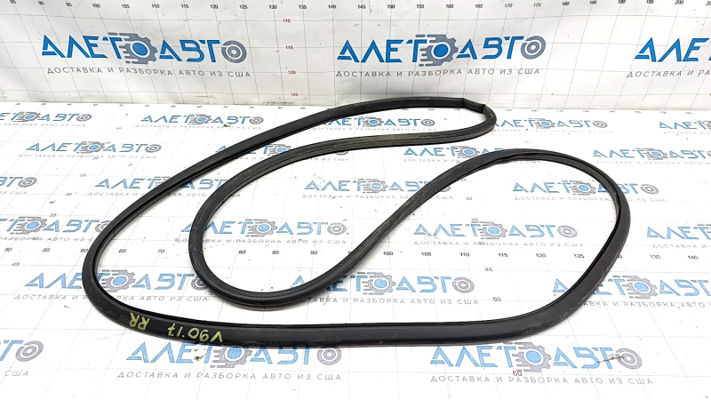 Door seal rear right Volvo V90 17-22 usa
