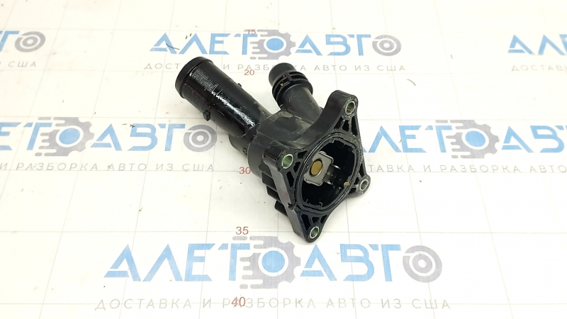 Thermostat housing Volvo V90 17-21 usa T5, T6