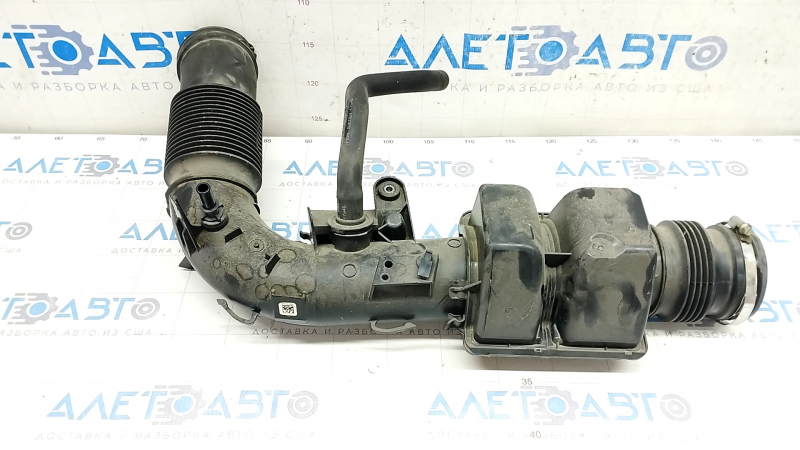 Air duct from filter Volvo V90 17-21 usa T5, T6