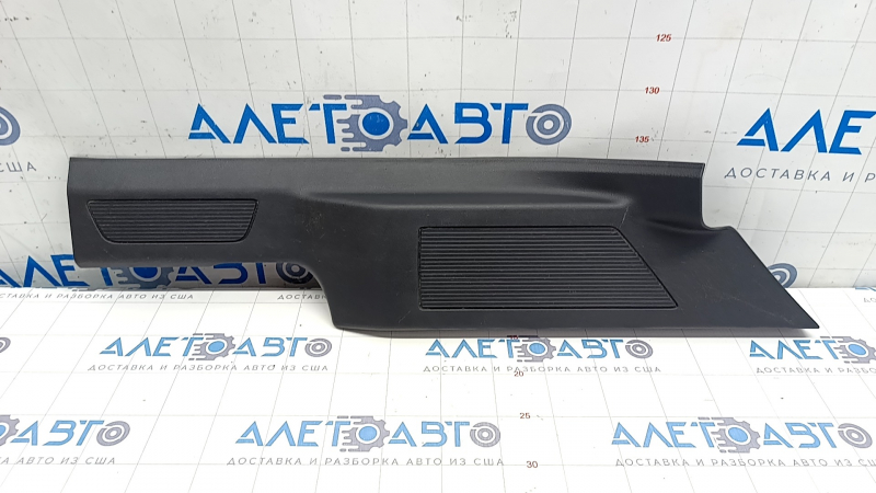 Door sill trim rear right VW Atlas 18 - black, scratches